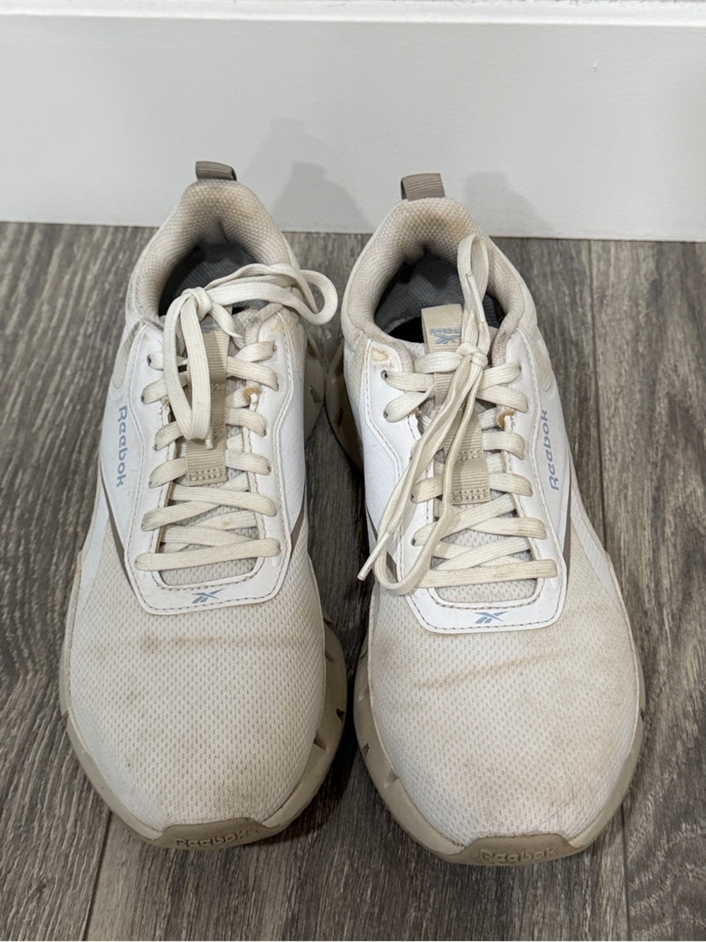 Reebok Women’s Sneakers 9.5